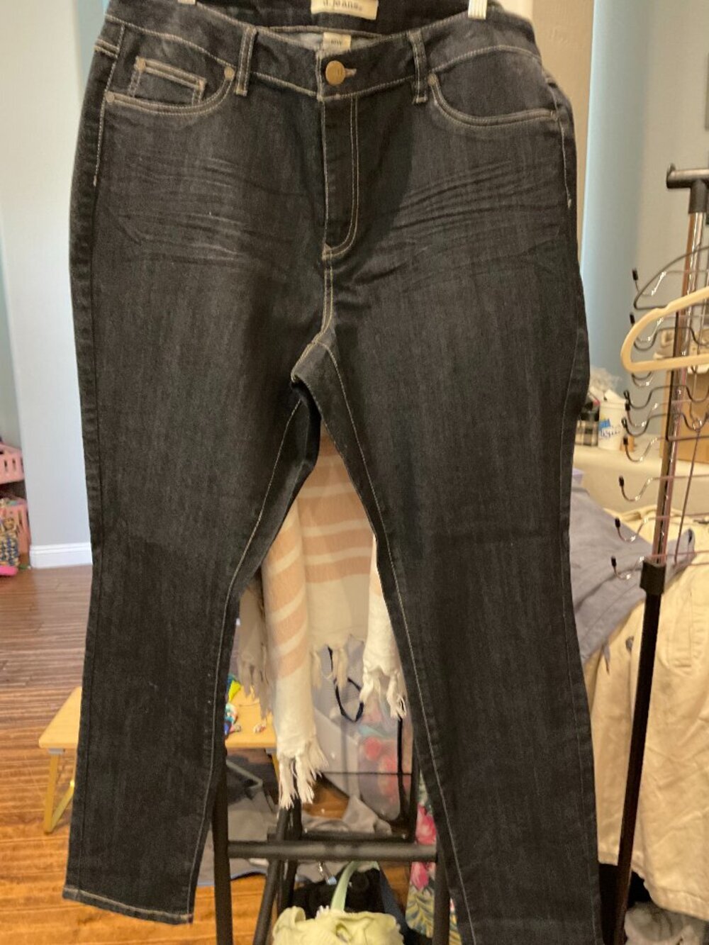 d. jeans Dark Wash Bootcut Jeans | Rhinestone Embellished Pockets | Size 18W |